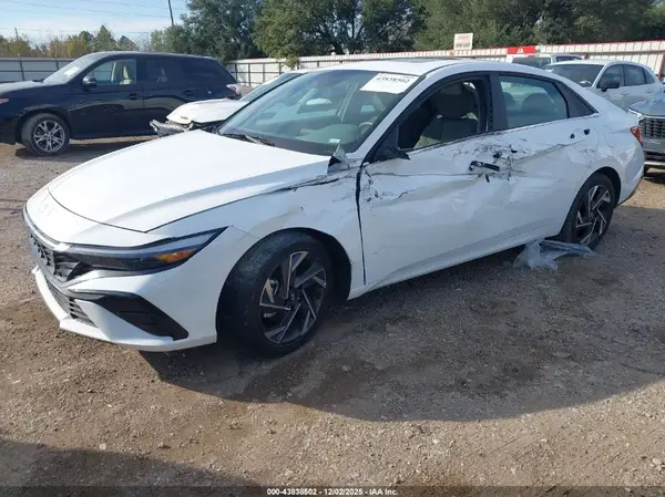 KMHLS4DG3SU963164 2025 HYUNDAI ELANTRA - Image 2