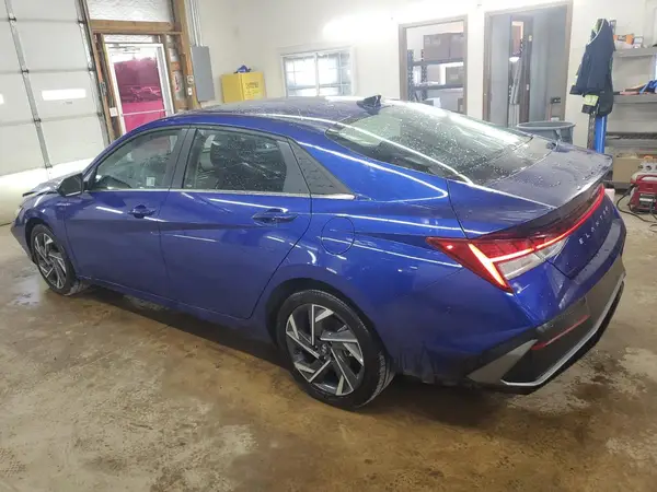 KMHLS4DG3SU965724 2025 HYUNDAI ELANTRA - Image 2