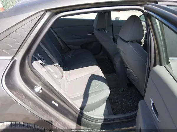 KMHLS4DG3SU975833 2025 HYUNDAI ELANTRA - Image 8