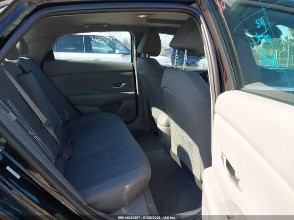 KMHLS4DG3SU977744 2025 HYUNDAI ELANTRA - Image 8
