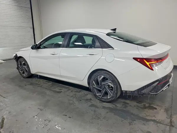 KMHLS4DG3SU984550 2025 HYUNDAI ELANTRA - Image 2