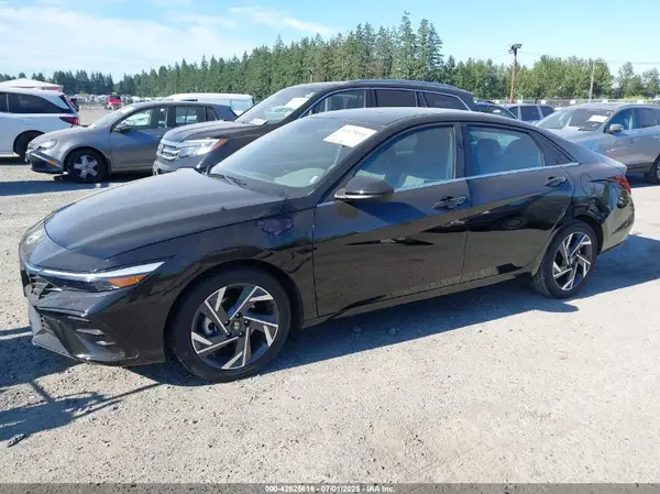 KMHLS4DG3SU986721 2025 HYUNDAI ELANTRA - Image 2