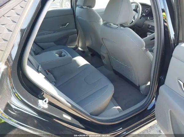 KMHLS4DG3SU986721 2025 HYUNDAI ELANTRA - Image 8