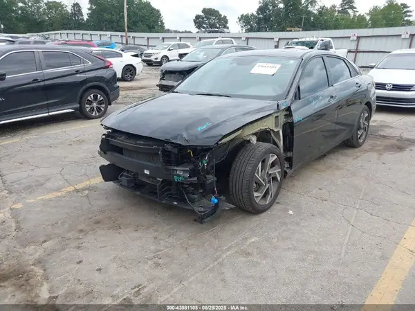 KMHLS4DG4RU688687 2024 HYUNDAI ELANTRA - Image 2