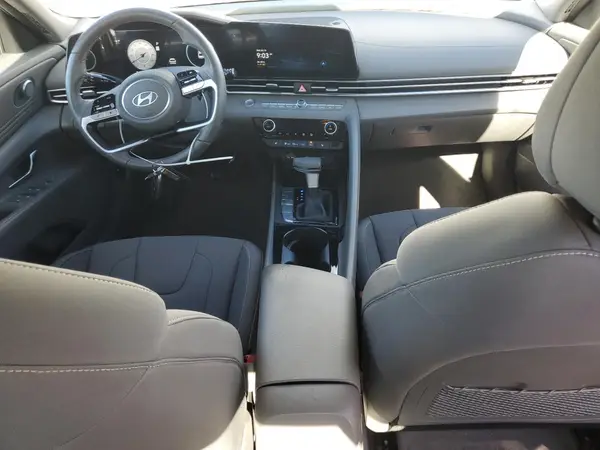 KMHLS4DG4RU692559 2024 HYUNDAI ELANTRA - Image 8