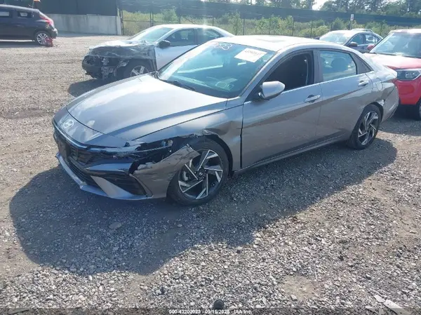 KMHLS4DG4RU694067 2024 HYUNDAI ELANTRA - Image 2