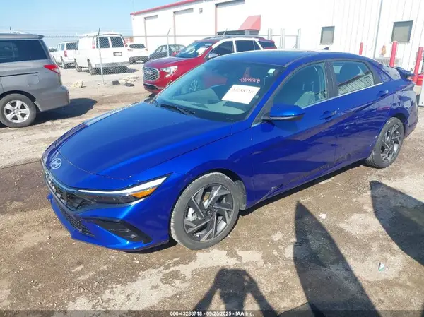 KMHLS4DG4RU704323 2024 HYUNDAI ELANTRA - Image 2