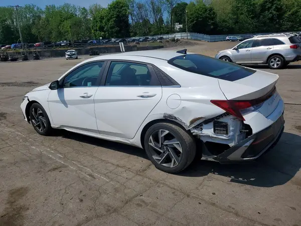 KMHLS4DG4RU712633 2024 HYUNDAI ELANTRA - Image 2