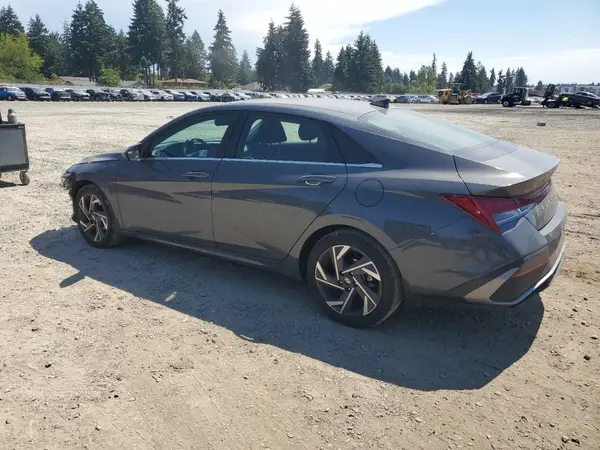 KMHLS4DG4RU717430 2024 HYUNDAI ELANTRA - Image 2