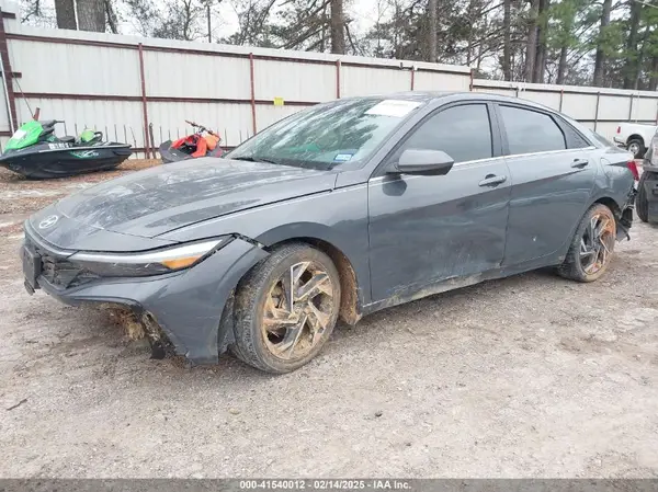 KMHLS4DG4RU724362 2024 HYUNDAI ELANTRA - Image 2