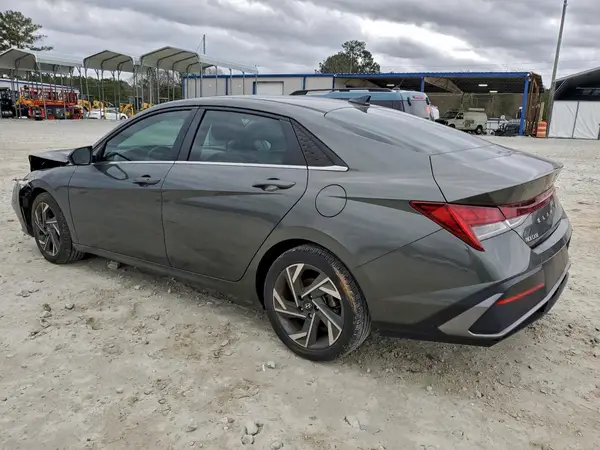 KMHLS4DG4RU731098 2024 HYUNDAI ELANTRA - Image 2
