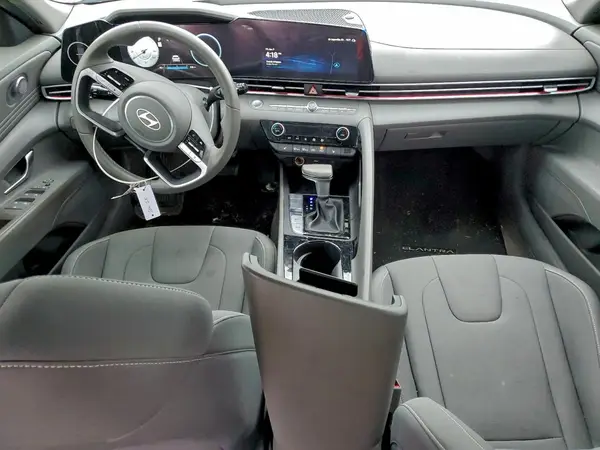 KMHLS4DG4RU731098 2024 HYUNDAI ELANTRA - Image 8