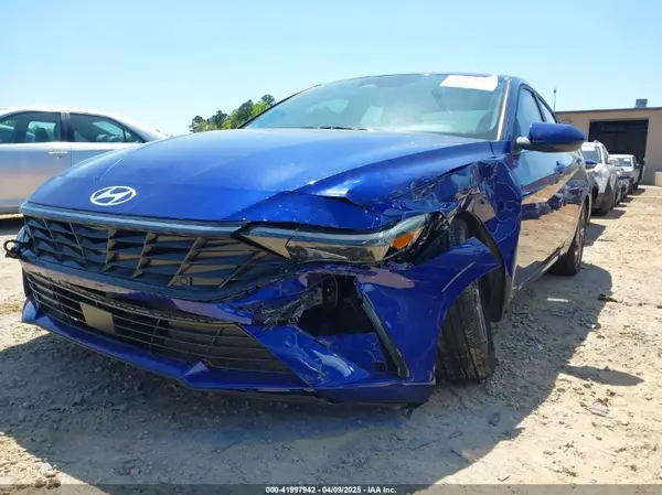 KMHLS4DG4RU734664 2024 HYUNDAI ELANTRA - Image 2