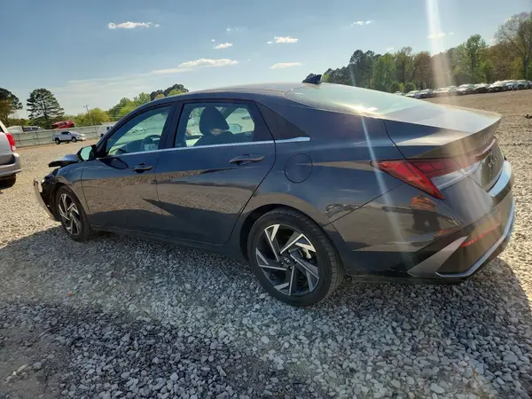 KMHLS4DG4RU743946 2024 HYUNDAI ELANTRA - Image 2
