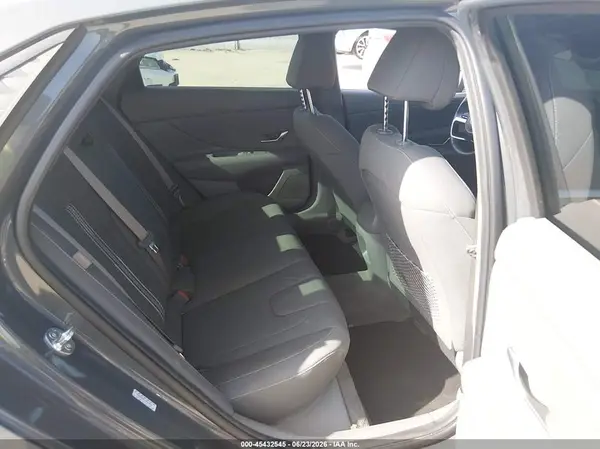 KMHLS4DG4RU756289 2024 HYUNDAI ELANTRA - Image 8