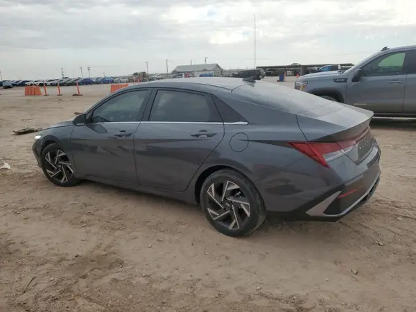 KMHLS4DG4RU756373 2024 HYUNDAI ELANTRA - Image 2