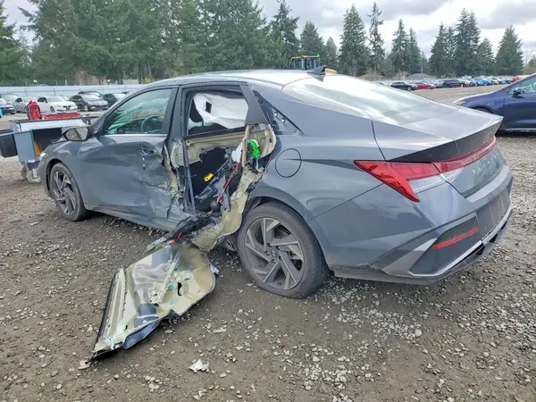 KMHLS4DG4RU758138 2024 HYUNDAI ELANTRA - Image 2