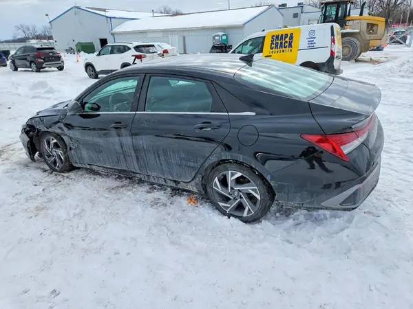 KMHLS4DG4RU789258 2024 HYUNDAI ELANTRA - Image 2