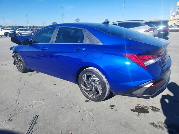 KMHLS4DG4RU820539 2024 HYUNDAI ELANTRA - Image 2
