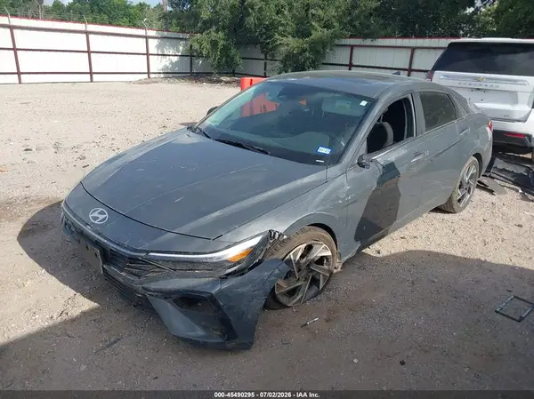 KMHLS4DG4RU829077 2024 HYUNDAI ELANTRA - Image 2