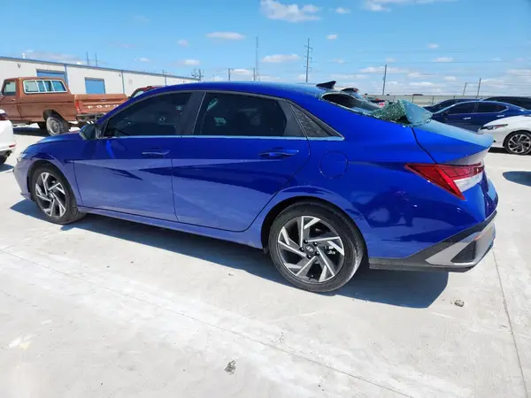 KMHLS4DG4RU838216 2024 HYUNDAI ELANTRA - Image 2
