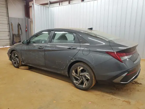 KMHLS4DG4SU016151 2025 HYUNDAI ELANTRA - Image 2