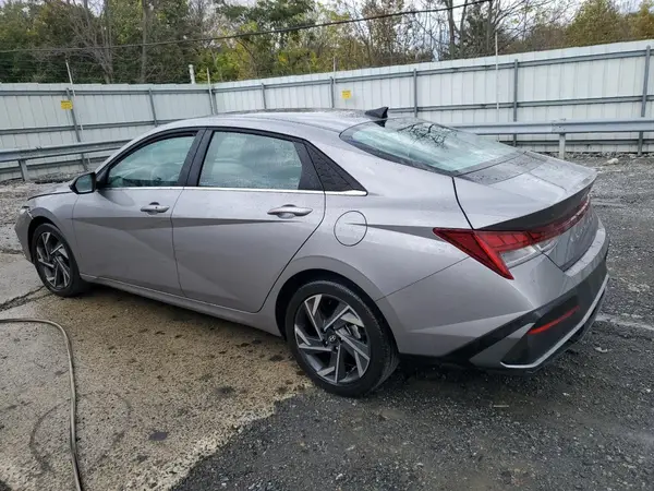 KMHLS4DG4SU018014 2025 HYUNDAI ELANTRA - Image 2