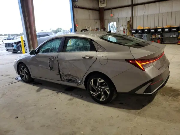 KMHLS4DG4SU018711 2025 HYUNDAI ELANTRA - Image 2