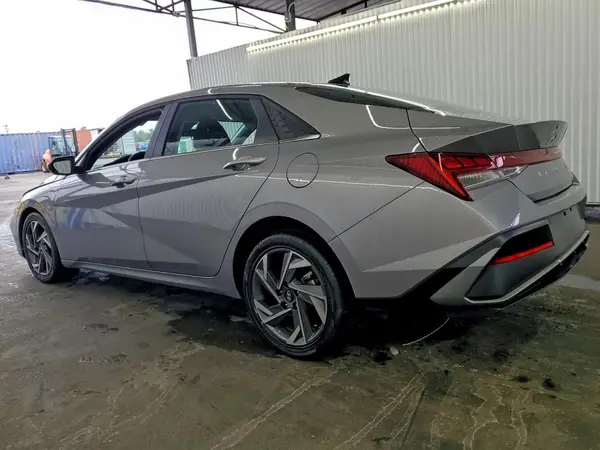KMHLS4DG4SU039574 2025 HYUNDAI ELANTRA - Image 2