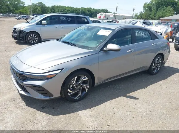 KMHLS4DG4SU056634 2025 HYUNDAI ELANTRA - Image 2