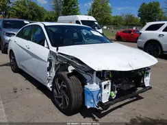 KMHLS4DG4SU070422 2025 HYUNDAI ELANTRA