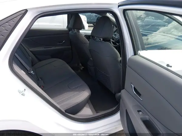 KMHLS4DG4SU070422 2025 HYUNDAI ELANTRA - Image 8