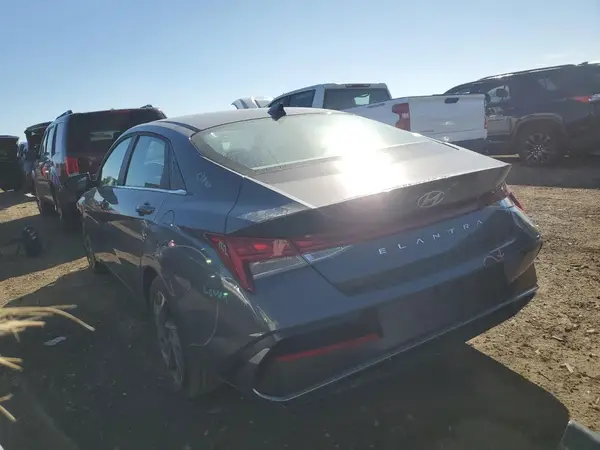 KMHLS4DG4SU859847 2025 HYUNDAI ELANTRA - Image 2