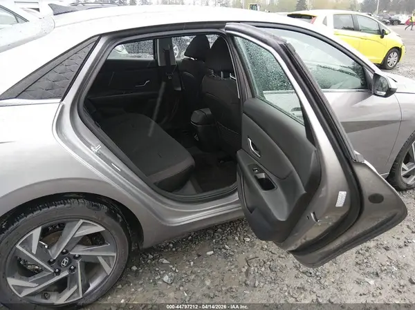 KMHLS4DG4SU860674 2025 HYUNDAI ELANTRA - Image 8