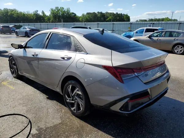 KMHLS4DG4SU883744 2025 HYUNDAI ELANTRA - Image 2