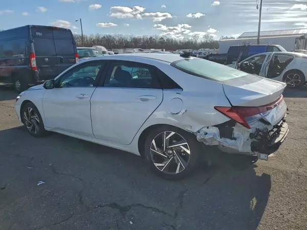 KMHLS4DG4SU892931 2025 HYUNDAI ELANTRA - Image 2