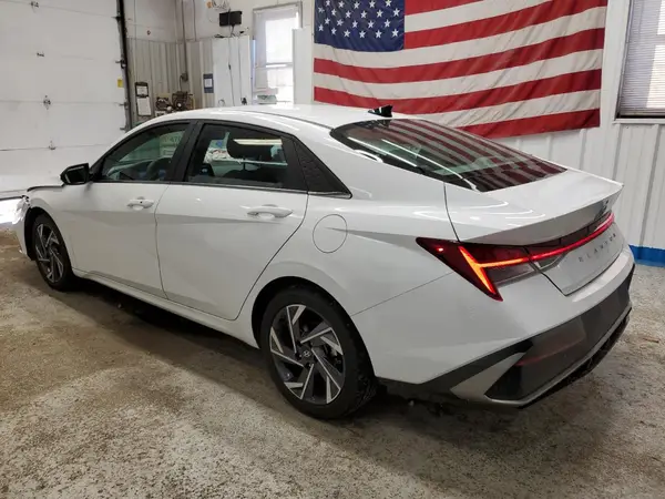 KMHLS4DG4SU893643 2025 HYUNDAI ELANTRA - Image 2