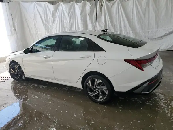KMHLS4DG4SU907556 2025 HYUNDAI ELANTRA - Image 2