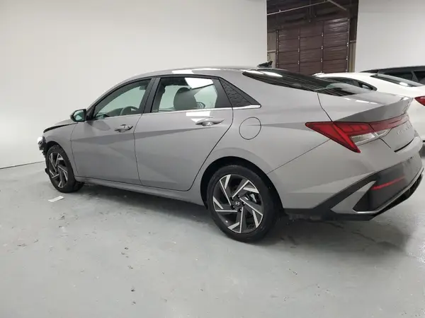 KMHLS4DG4SU909095 2025 HYUNDAI ELANTRA - Image 2
