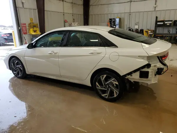 KMHLS4DG4SU911722 2025 HYUNDAI ELANTRA - Image 2