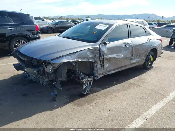 KMHLS4DG4SU911820 2025 HYUNDAI ELANTRA - Image 2