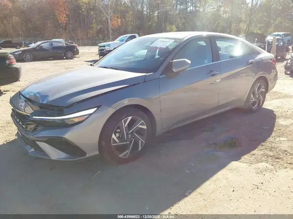 KMHLS4DG4SU929251 2025 HYUNDAI ELANTRA - Image 2