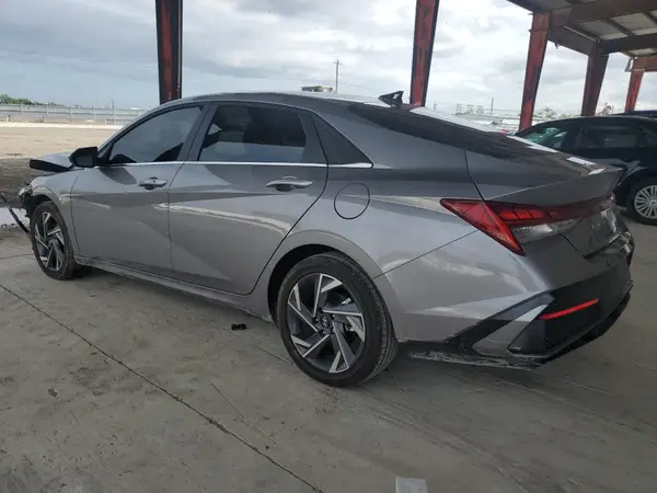 KMHLS4DG4SU937785 2025 HYUNDAI ELANTRA - Image 2