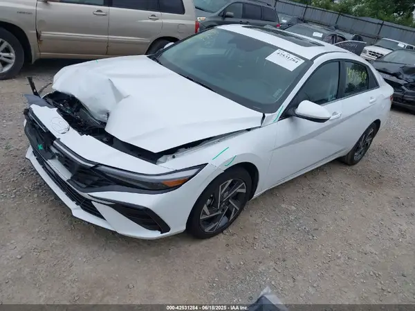 KMHLS4DG4SU972231 2025 HYUNDAI ELANTRA - Image 2