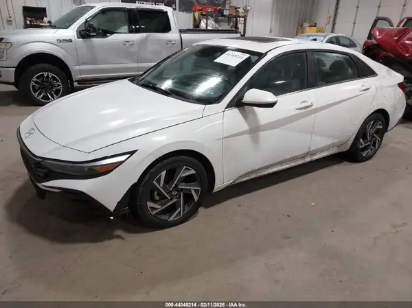 KMHLS4DG4SU972391 2025 HYUNDAI ELANTRA - Image 2
