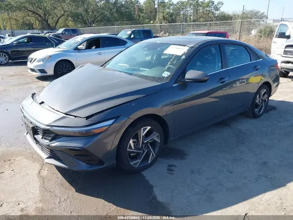KMHLS4DG4SU983133 2025 HYUNDAI ELANTRA - Image 2