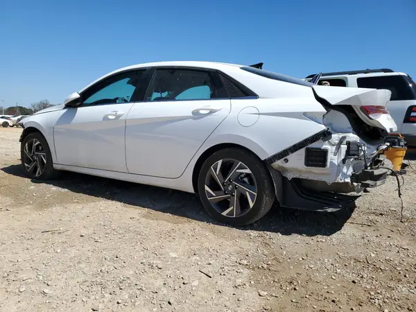 KMHLS4DG5RU662647 2024 HYUNDAI ELANTRA - Image 2