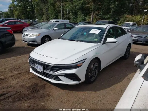 KMHLS4DG5RU676676 2024 HYUNDAI ELANTRA - Image 2