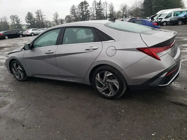 KMHLS4DG5RU677407 2024 HYUNDAI ELANTRA - Image 2
