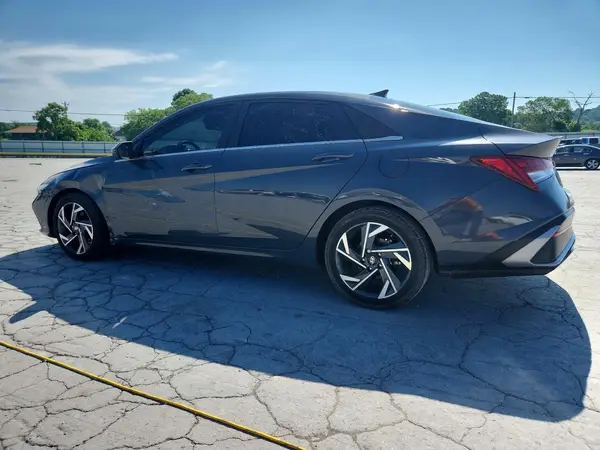 KMHLS4DG5RU688973 2024 HYUNDAI ELANTRA - Image 2